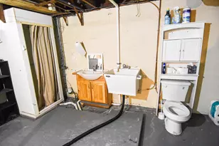 917 Main Ave N, Thief River Falls, MN 56701 - Photo 25