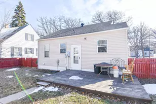 917 Main Ave N, Thief River Falls, MN 56701 - Photo 27