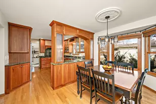 10532 Xylon Rd S, Bloomington, MN 55438 - Photo 9