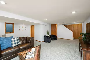 10532 Xylon Rd S, Bloomington, MN 55438 - Photo 27