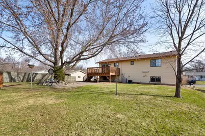 530 Cindy Lane, Owatonna, MN 55060 - Photo 3