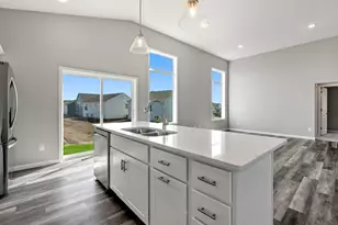 811 Fox River Rd, Somerset, WI 54025 - Photo 7