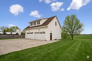 57812 Forest Blvd, Pine City, MN 55063 - Photo 3