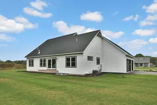 7591 255th St, Wyoming, MN 55092 - Photo 19