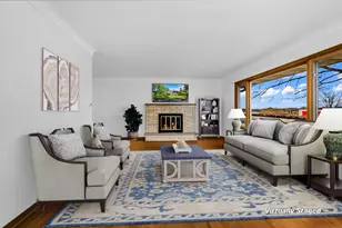 1479 Winthrop St N, Saint Paul, MN 55119 - Photo 3