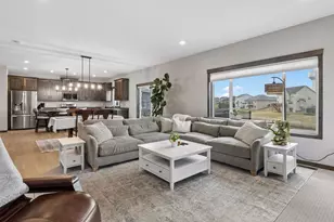 259 Lori Ln, Delano, MN 55328 - Photo 5