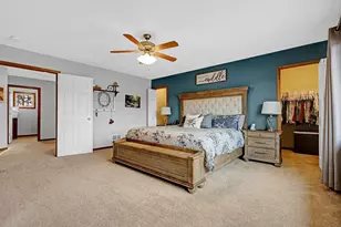 10551 Lanesboro Way, North Branch, MN 55056 - Photo 11