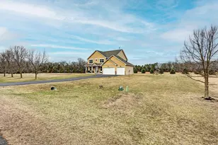 10551 Lanesboro Way, North Branch, MN 55056 - Photo 21