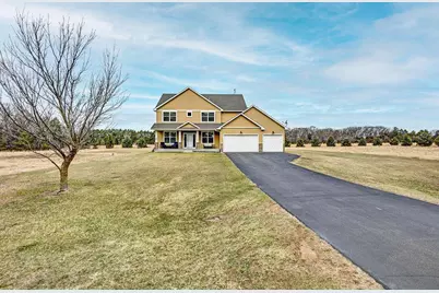10551 Lanesboro Way, North Branch, MN 55056 - Photo 1