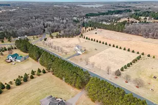 10551 Lanesboro Way, North Branch, MN 55056 - Photo 33