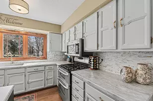 902 6th Ave SE, Pipestone, MN 56164 - Photo 9