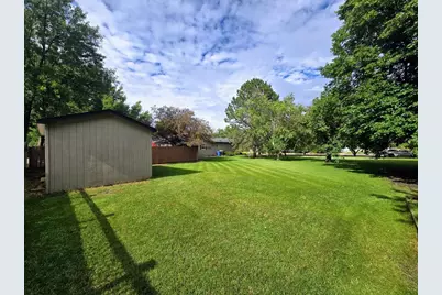 902 6th Avenue SE, Pipestone, MN 56164 - Photo 33