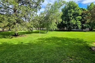 902 6th Ave SE, Pipestone, MN 56164 - Photo 35