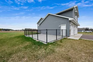 15304 290th Ave NW, Zimmerman, MN 55398 - Photo 31