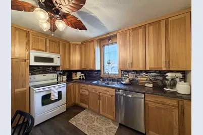 663B E Main Street, Ellsworth, WI 54011 - Photo 5