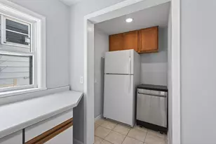 268 Winona St E, Saint Paul, MN 55107 - Photo 9