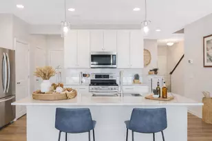 9541 4th St N, Lake Elmo, MN 55042 - Photo 1