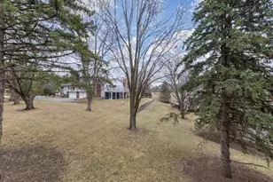 1509 W 140th St, Burnsville, MN 55337 - Photo 5