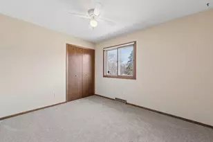 4363 Bramblewood Ave, Vadnais Heights, MN 55127 - Photo 17