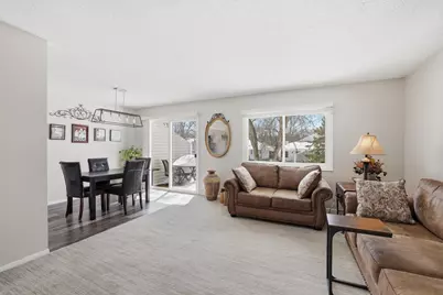 817 Evergreen Circle, Burnsville, MN 55337 - Photo 7