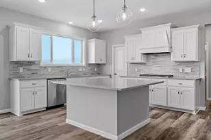 995 Willow Glen Ave, Somerset, WI 54025 - Photo 5