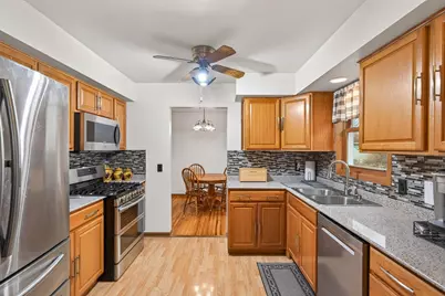 2700 64th Avenue N, Brooklyn Center, MN 55430 - Photo 9