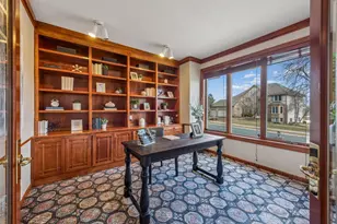 9118 Victoria Dr, Eden Prairie, MN 55347 - Photo 5