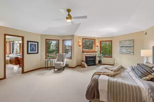 9118 Victoria Dr, Eden Prairie, MN 55347 - Photo 19