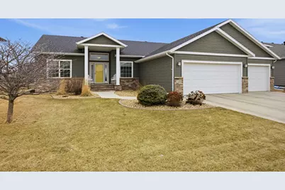 2218 41st Street S, Moorhead, MN 56560 - Photo 1