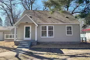 8032 Sunnyside Rd, Mounds View, MN 55112 - Photo 3