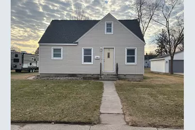 710 12th Street N, Benson, MN 56215 - Photo 1