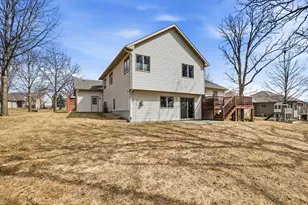 941 Oakcrest Dr, Sauk Rapids, MN 56379 - Photo 7