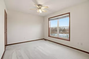 953 Lake Ridge Bay, Woodbury, MN 55129 - Photo 15