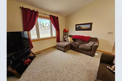 2433 60th Street NW, Rochester, MN 55901 - Photo 9