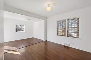 930 Hawthorne Ave E, Saint Paul, MN 55106 - Photo 17