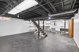 930 Hawthorne Ave E, Saint Paul, MN 55106 - Photo 21