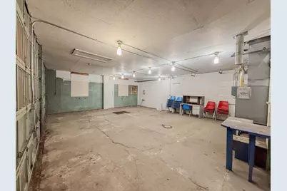 203 Park Avenue E, Renville, MN 56284 - Photo 17