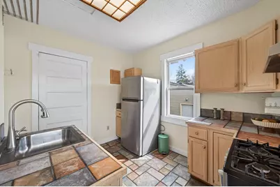 722 Grand Avenue #B, Saint Paul, MN 55105 - Photo 9