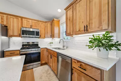 206 9th Ave Court NW, Lonsdale, MN 55046 - Photo 3