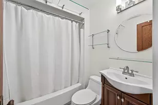 391 Laurel Ave, Saint Paul, MN 55102 - Photo 33