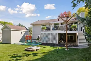 960 Saddlebrook Curve, Chanhassen, MN 55317 - Photo 25