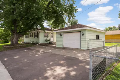 8200 16th Avenue S, Bloomington, MN 55425 - Photo 27