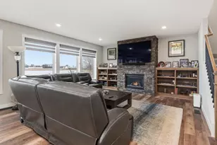 11619 E Laketowne Dr, Albertville, MN 55301 - Photo 5