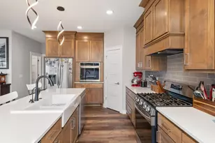 11619 E Laketowne Dr, Albertville, MN 55301 - Photo 5