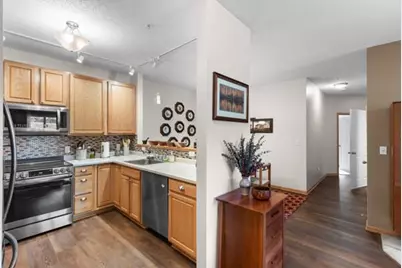 12795 Collegeview Drive #203, Eden Prairie, MN 55347 - Photo 9