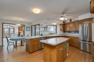 2000 Roe Crest Dr, North Mankato, MN 56003 - Photo 17