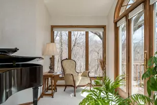 2000 Roe Crest Dr, North Mankato, MN 56003 - Photo 15