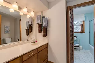 2000 Roe Crest Dr, North Mankato, MN 56003 - Photo 41