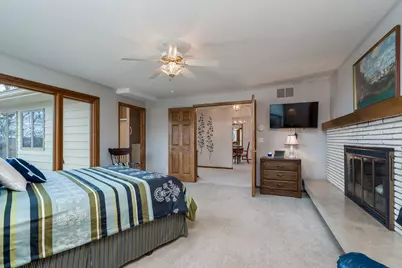 2000 Roe Crest Drive, North Mankato, MN 56003 - Photo 25