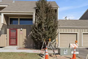 323 E 43rd St, Minneapolis, MN 55409 - Photo 33